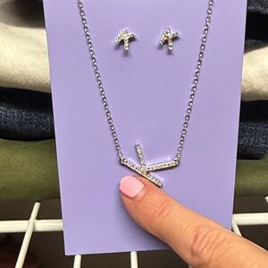 Elegant Silver Necklace and Earring Set